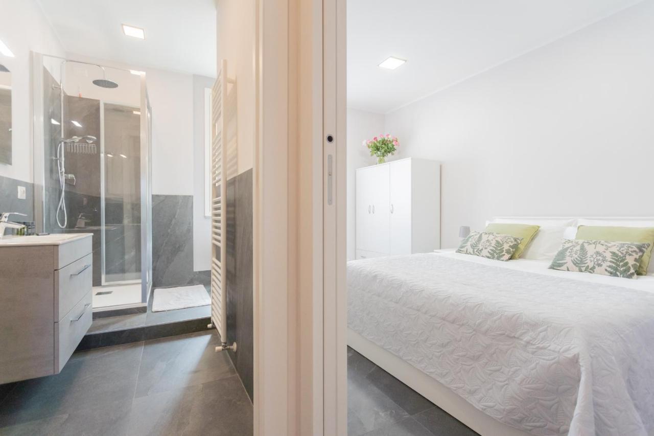 Sant'Agostino Apartments By Rent All Como Exterior photo
